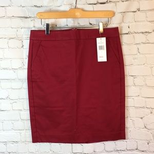 New T Hilfiger red brushed cotton skirt w pockets